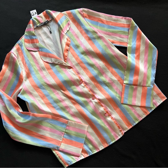 BOOHOO Women’s Satin Pajama Set Long Sleeve Top and Shorts Size 6 Medium - Picture 3 of 16